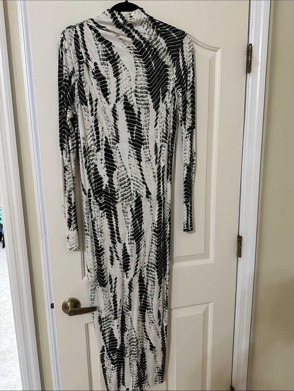 Ted Baker Black & White Long Sleeve Printed Bodycon Dress